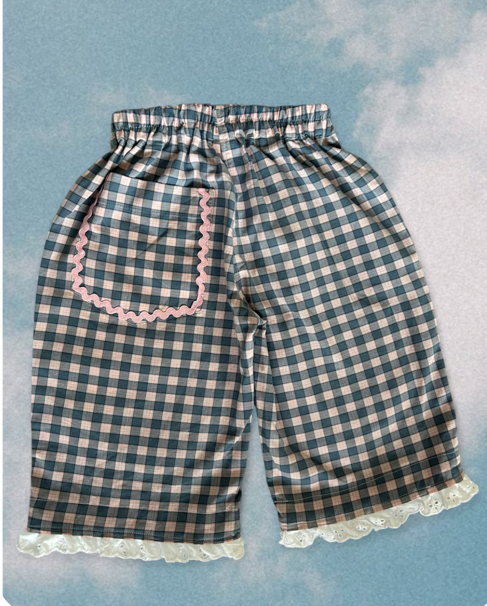 Ruffle Heart Pants (size 1)