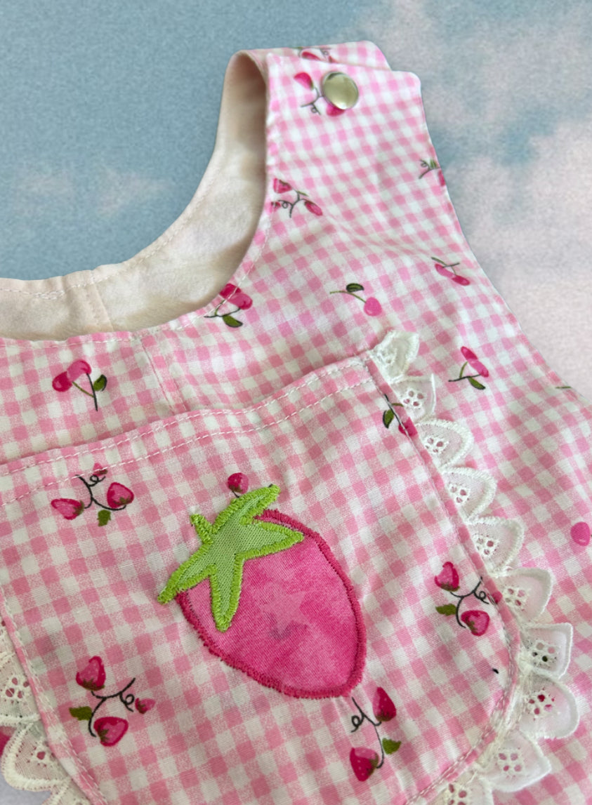 Strawberry Overalls (1 / 12-18months)